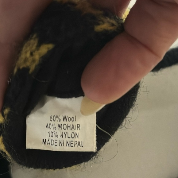 San Diego Hat Company Baby Fleece Lined Wool Tiger Mittens - Picture 6 of 7